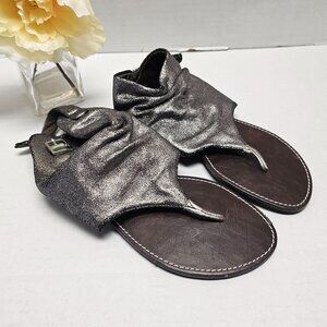 New Girl Teen 4 Womens 5 6 Nordstrom Metallic Silver Toe Leather Sandals Flat